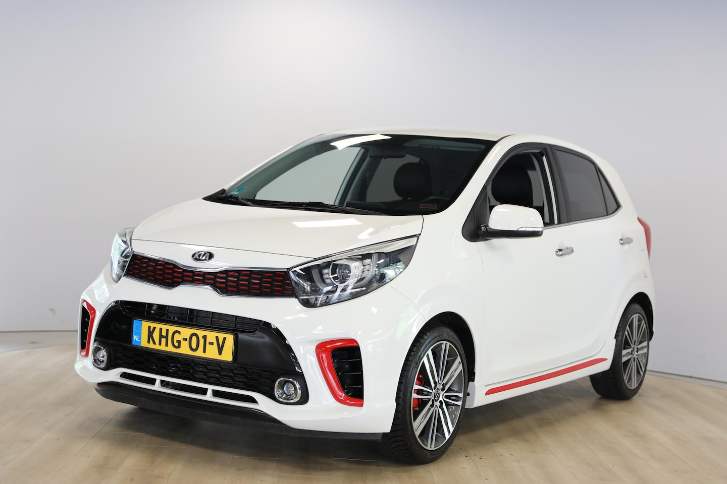 Kia Picanto - 1.2 CVVT GT-Line | Cruise | Apple Carplay | Camera - AutoWereld.nl