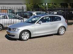 BMW 1-serie - 118i Automaat Business Line, Airco
