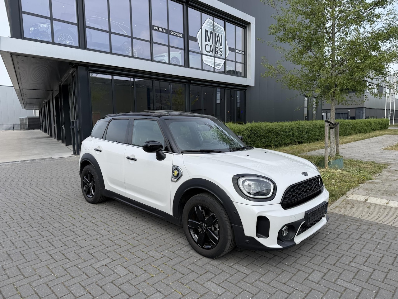 MINI Countryman - Mini 1.5 Cooper SE ALL4 Pano, memory seat, H&K, Head up, Leder - AutoWereld.nl