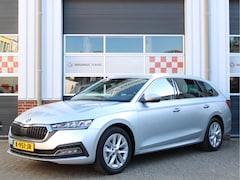 Skoda Octavia Combi - 1.0 e-TSI 110PK Automaat Business Edition /NAVI/17'LM/PDC/LED/Keyless/Lane assist/Trekhaak