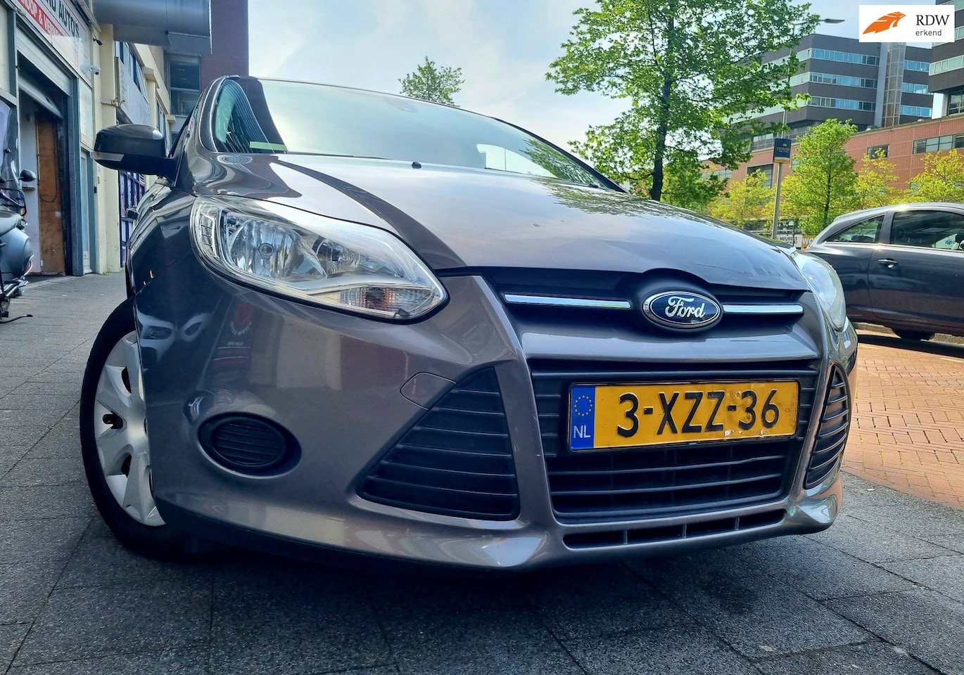 Ford Focus - 1.0 EcoBoost Edition Airco Carplay - AutoWereld.nl