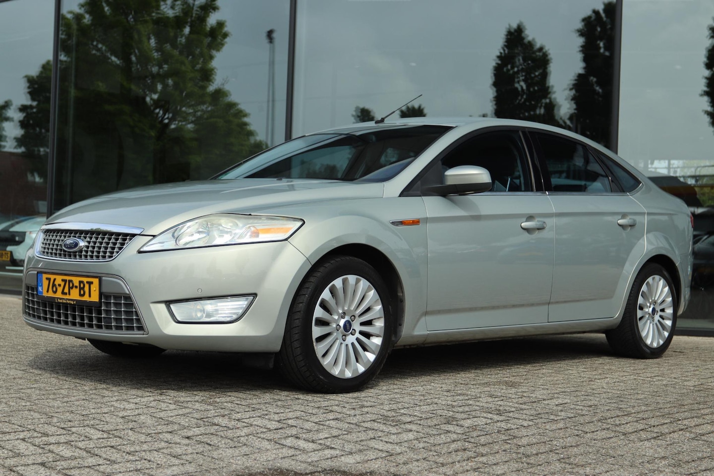 Ford Mondeo - 2.3-16V TITANIUM | NAVI | TREKHAAK | CRUISE | CLIMATE | VOORRUITVERW. - AutoWereld.nl