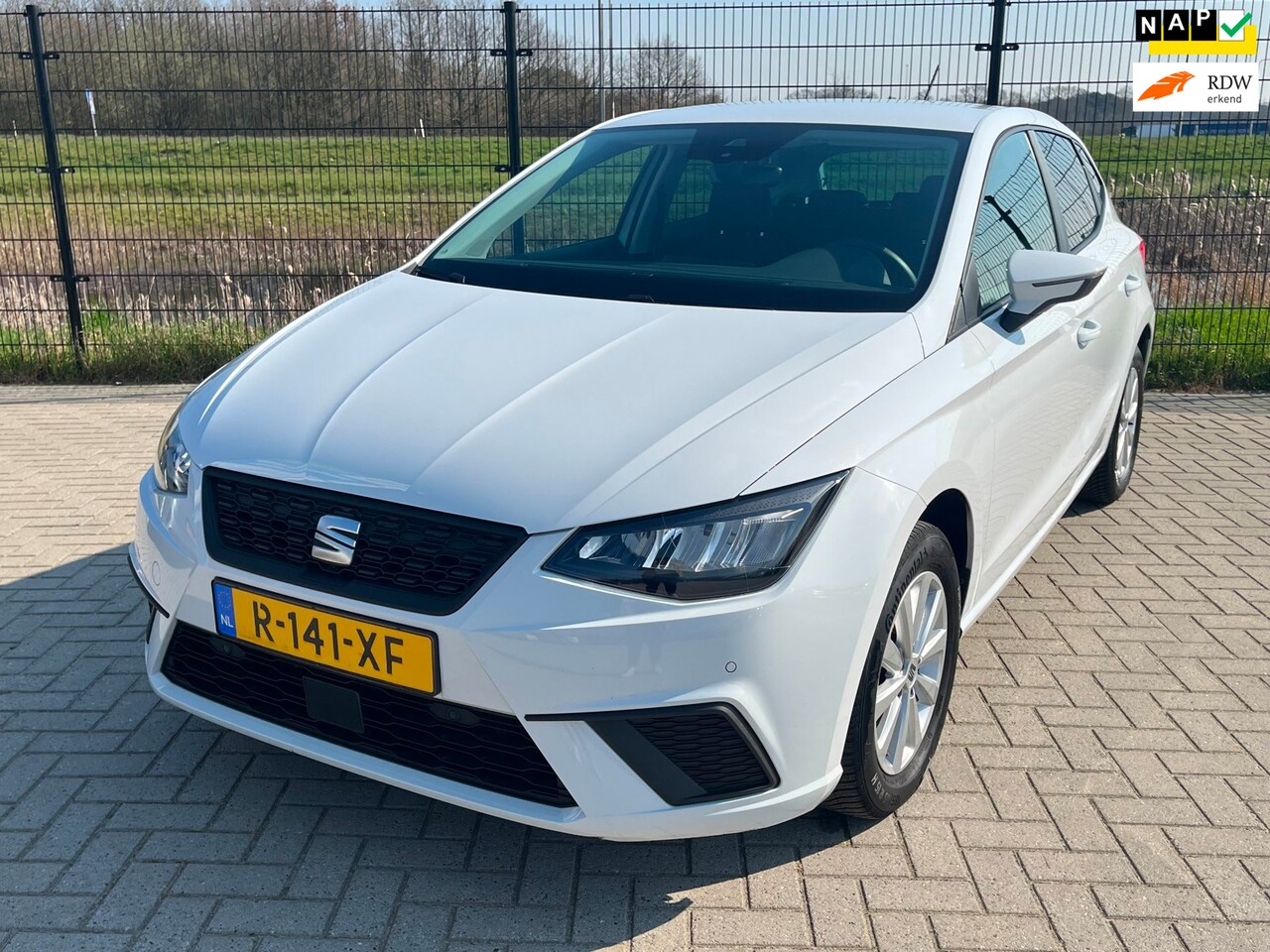 SEAT Ibiza - 1.0 EcoTSI Style Business Connect | Stoelverwarming | Carplay | Digitaal Dashboard - AutoWereld.nl