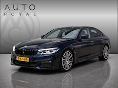BMW 5-serie - 530e iPerformance High Executive M-PAKKET | DODEHOEK DETECTIE | NAVIAGTIE | RIJSTROOK HERK