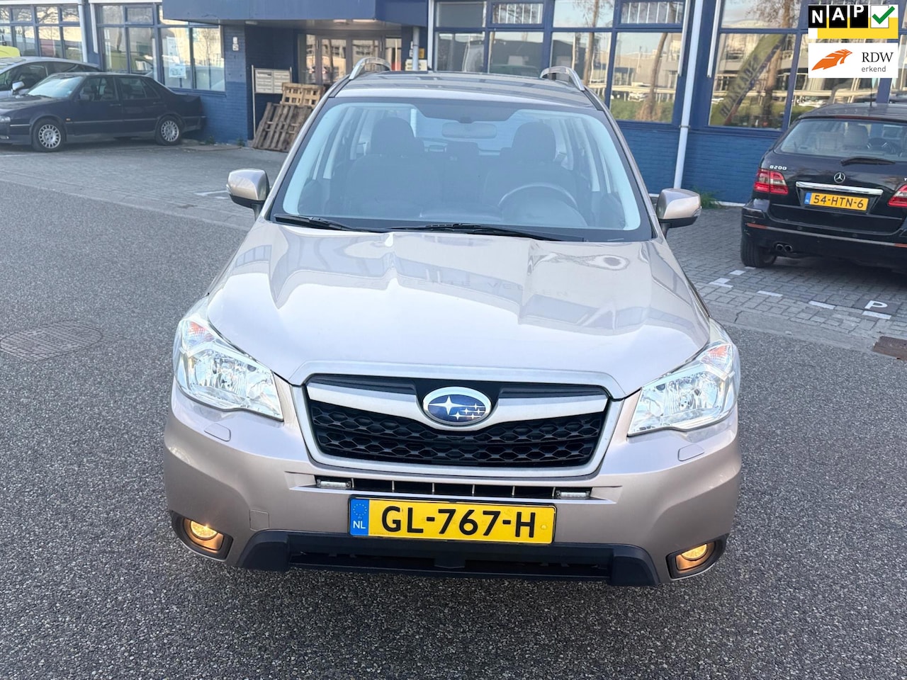 Subaru Forester - 2.0 Comfort ((( automaat/apk gekeurd)) 140.000 km - AutoWereld.nl