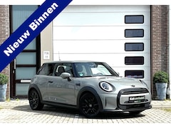 MINI One - 1.5 Classic Plus & Trim Black Pack | Airco | Apple CarPlay | Navigatie | Sport Int | 17" B