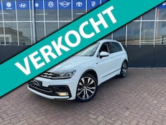 Volkswagen Tiguan - 1.4 TSI Comfortline R-Line *PANODAK + THAAK