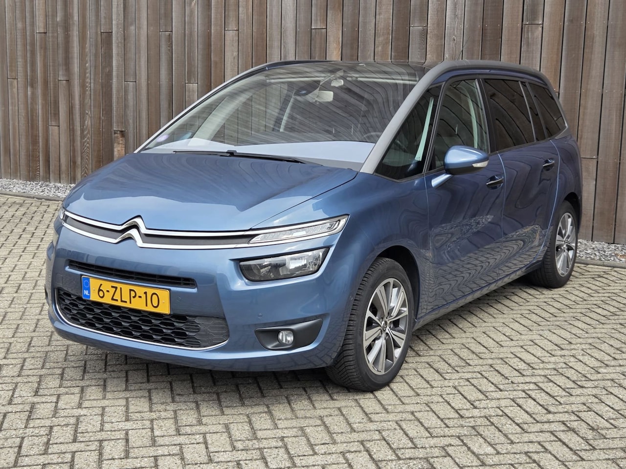 Citroën Grand C4 Picasso - 1.6 Exclusive Navi - AutoWereld.nl