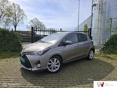 Toyota Yaris - 1.5 Hybrid Dynamic LED NAVI CAMERA CRUISE SPORT
