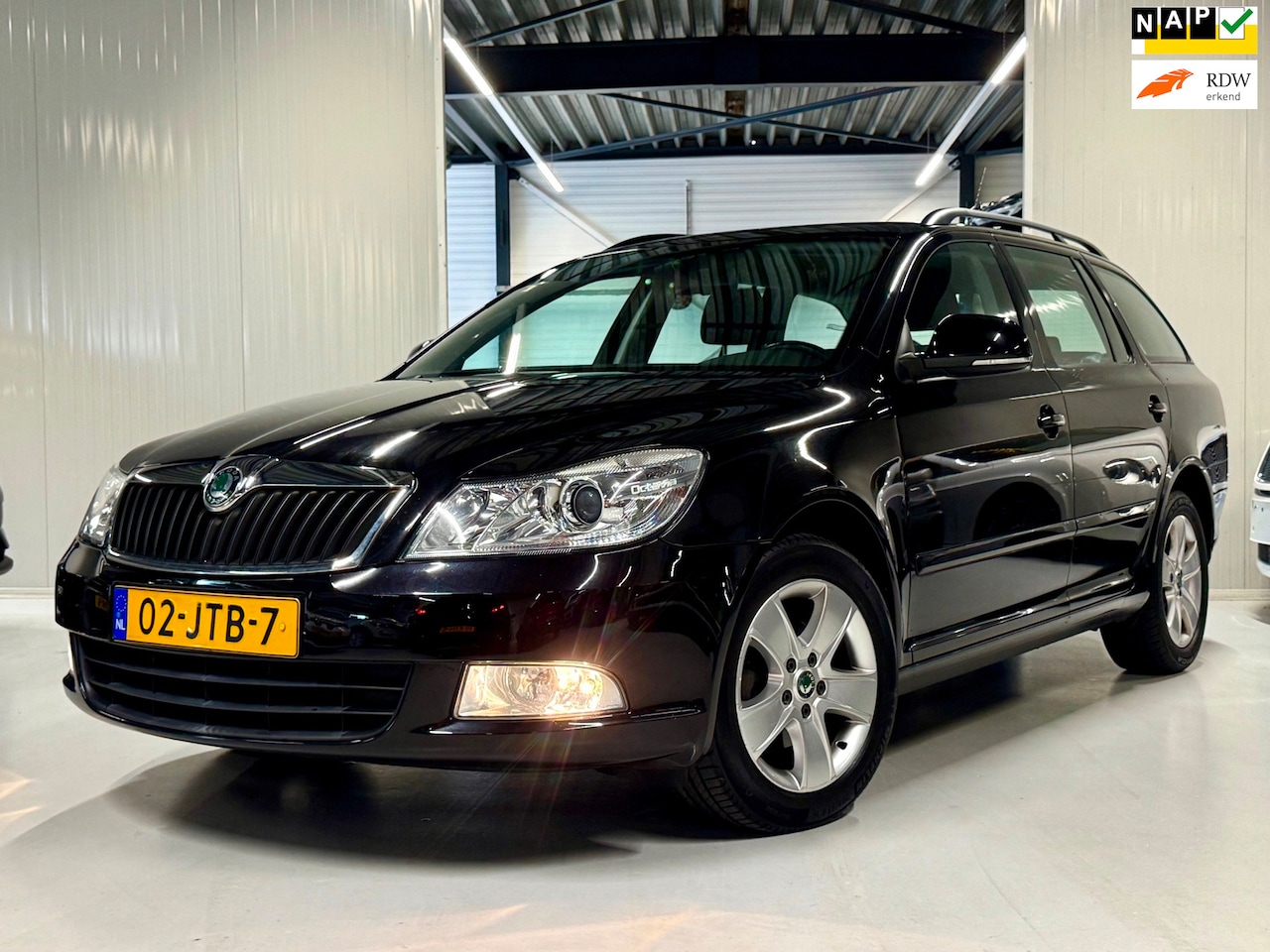 Skoda Octavia Combi - 1.4 TSI 122PK Ambition Automaat! - AutoWereld.nl