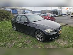 BMW 3-serie - 318i