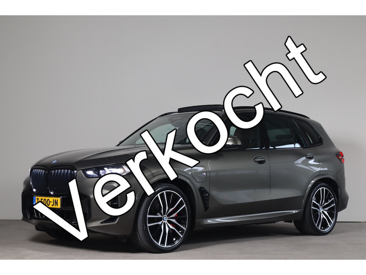 BMW X5 - xDrive50e Launch Edition NL-Auto!! Bow&Wil  I  Iconic Glow I Adap. Cruise + Stuurhulp -- B - AutoWereld.nl