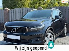 Volvo XC40 - 1.5 T2 Momentum STOELSTUUR VERWARMING P-CAMRA E-KLEP P SENSOREN CLIMA