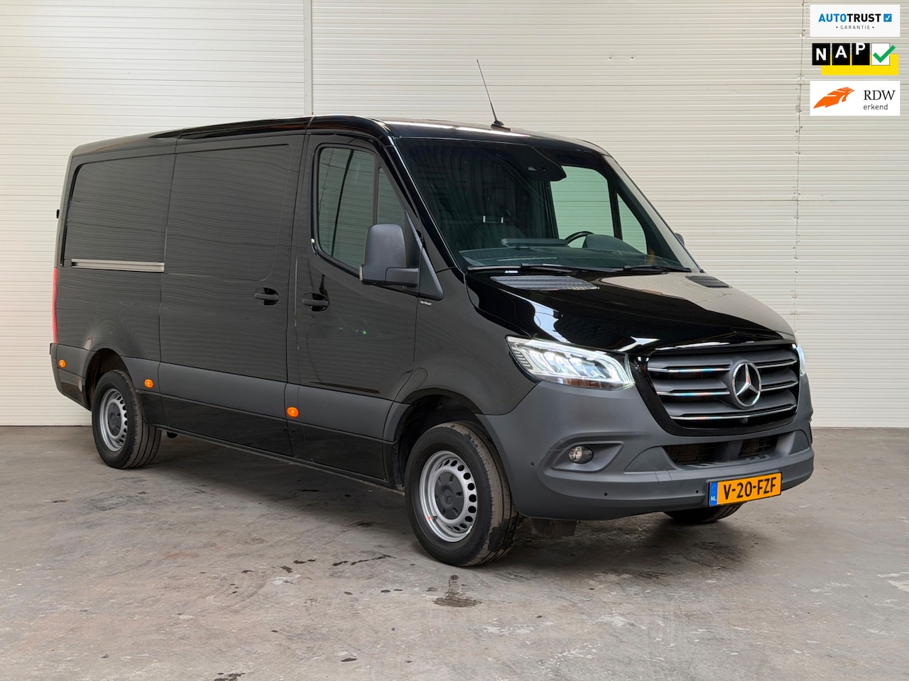 Mercedes-Benz Sprinter - 315 1.9 CDI L2 H2 RWD 3200kg Pro Apple CarPlay / 2x schuifdeur / 360 camera / Leer / bijri - AutoWereld.nl