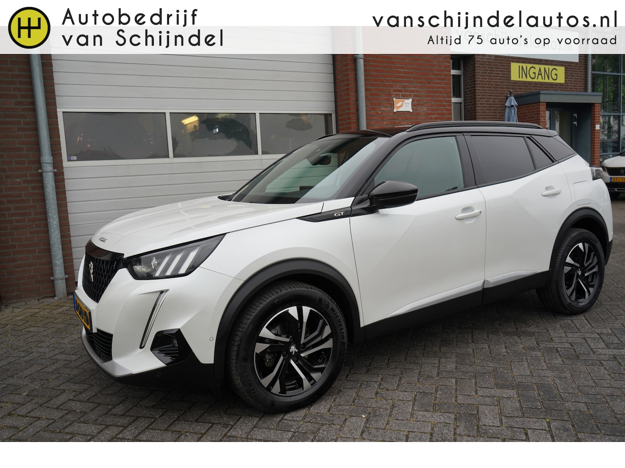 Peugeot 2008 - 1.2 PURETECH 131PK AUTOMAAT GT VOL OPTIES ORIGINEEL NEDERLANDS PANORAMADAK FULL LED CAMERA - AutoWereld.nl