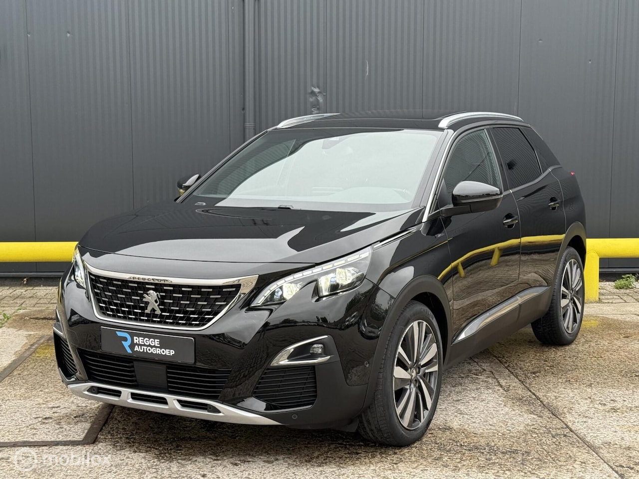 Peugeot 3008 - 1.2 PureTech GT Line PANORAMADAK | BOMVOL - AutoWereld.nl
