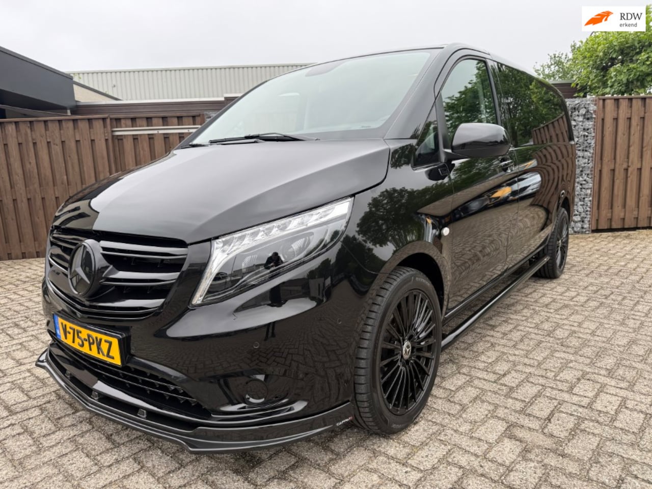 Mercedes-Benz Vito - 114 CDI Lang DC 6 PERS. LED - LEDER - AutoWereld.nl