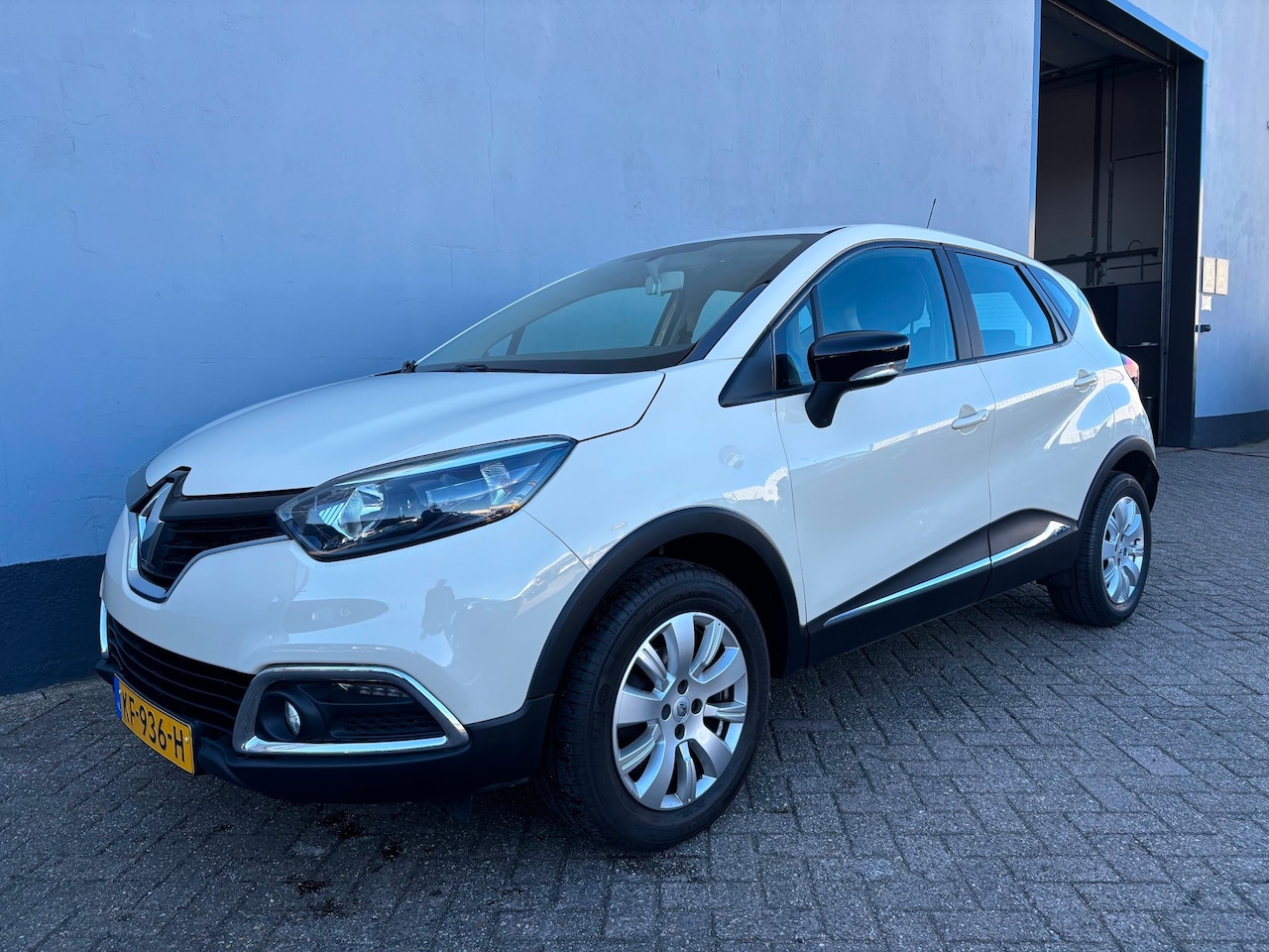 Renault Captur - 0.9 TCe Expression - Trekhaak - AutoWereld.nl