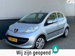 Peugeot 107 - 1.0-12V XR Carplay Nieuwe Koppeling Airco 5d Nieuwe Apk