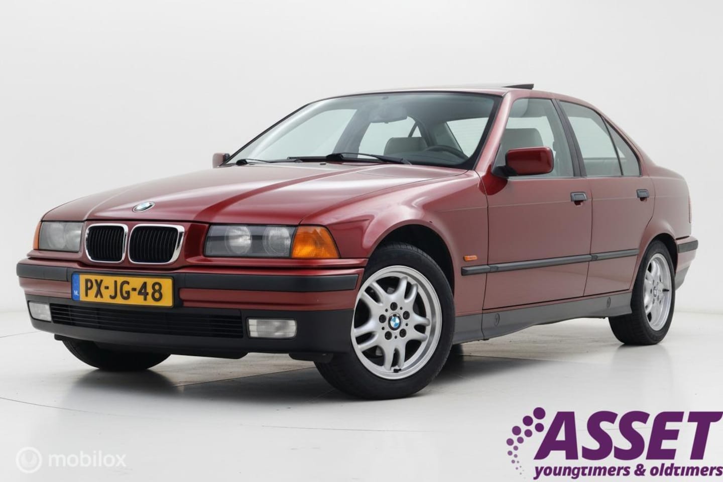 BMW 3-serie - 320i 6-cilinder E36 5-bak | schuifdak | historie - AutoWereld.nl