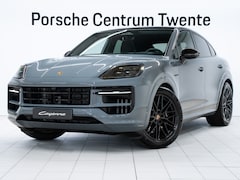Porsche Cayenne Coupé - E-Hybrid Black Edition