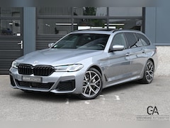BMW 5-serie Touring - 530e |M-pakket|Panoramadak|Laser|h&k|Trekhaak|