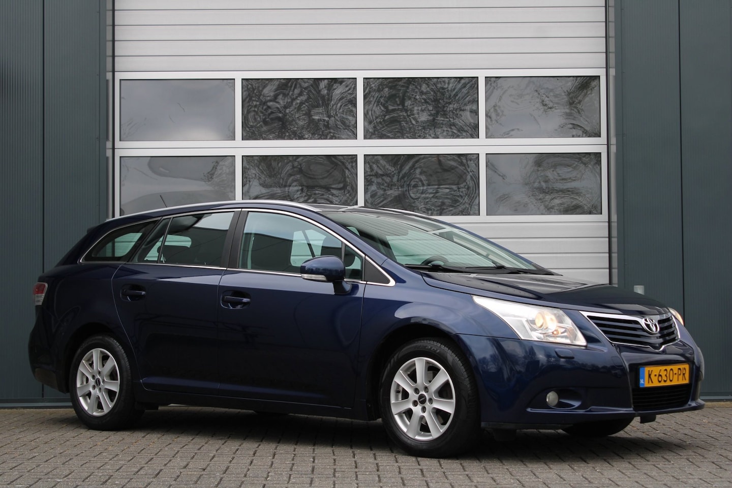 Toyota Avensis Wagon - 1.8 VVTi Comfort Cruise/Camera/Stoelverwarming/Navi/Bluetooth/16"LM/RadioCD.AUX.USB/Trekha - AutoWereld.nl