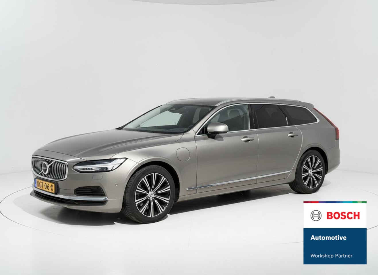 Volvo V90 - 2.0 T6 AWD Inscription 2.0 T6 AWD Inscription - AutoWereld.nl