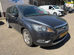 Ford Focus Wagon - 1.6 TDCI Titanium GRIJS KENTEKEN