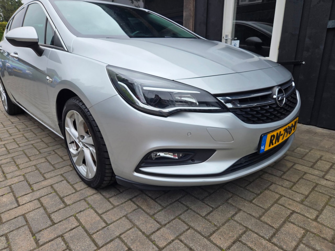 Opel Astra - 1.0 Innovation
