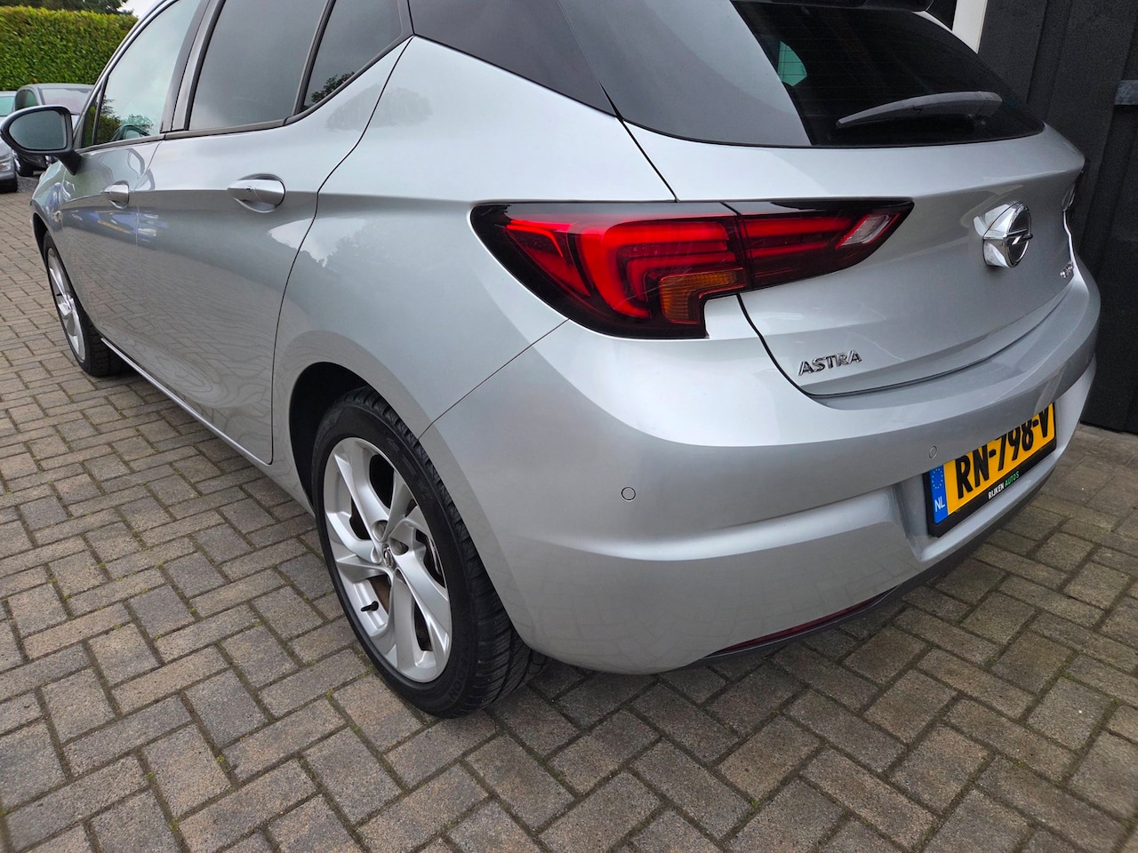 Opel Astra - 1.0 Innovation