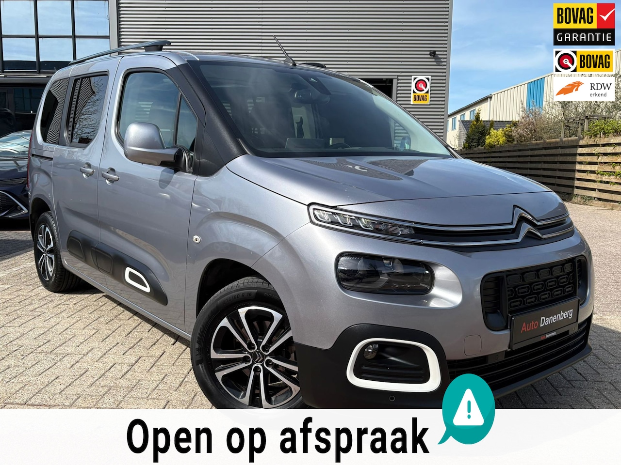 Citroën Berlingo - 1.2 PureTech Shine PANO CAMERA STOELVERWARMING FULL OPTIES! GRANTANTIE - AutoWereld.nl
