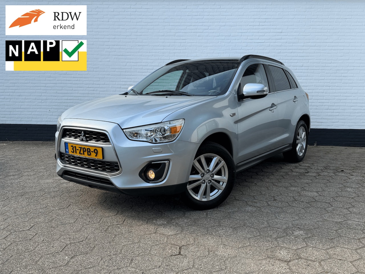 Mitsubishi ASX - 1.6 Cleartec Intense PANO l TREKHAAK l CAMERA! - AutoWereld.nl