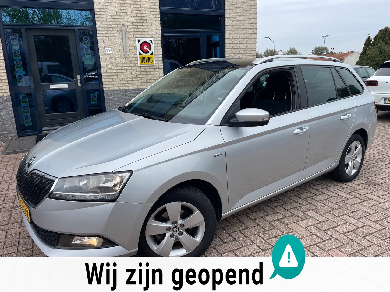 Skoda Fabia Combi - 1.0 TSI Clever- Pano-nav-trekhaak - AutoWereld.nl