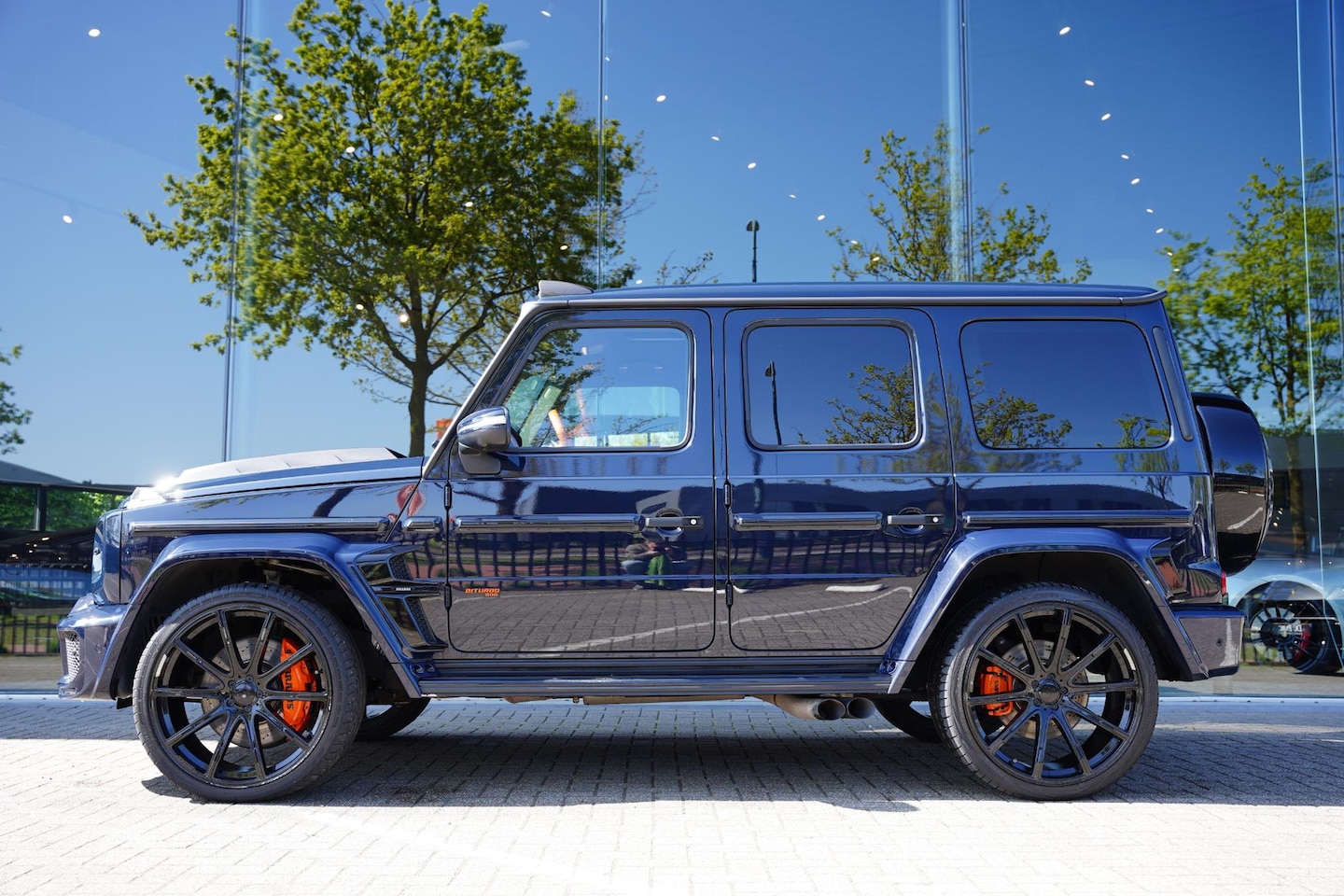 Mercedes-Benz G-klasse - 800 BRABUS / Hermes / Commercial / VAN - AutoWereld.nl