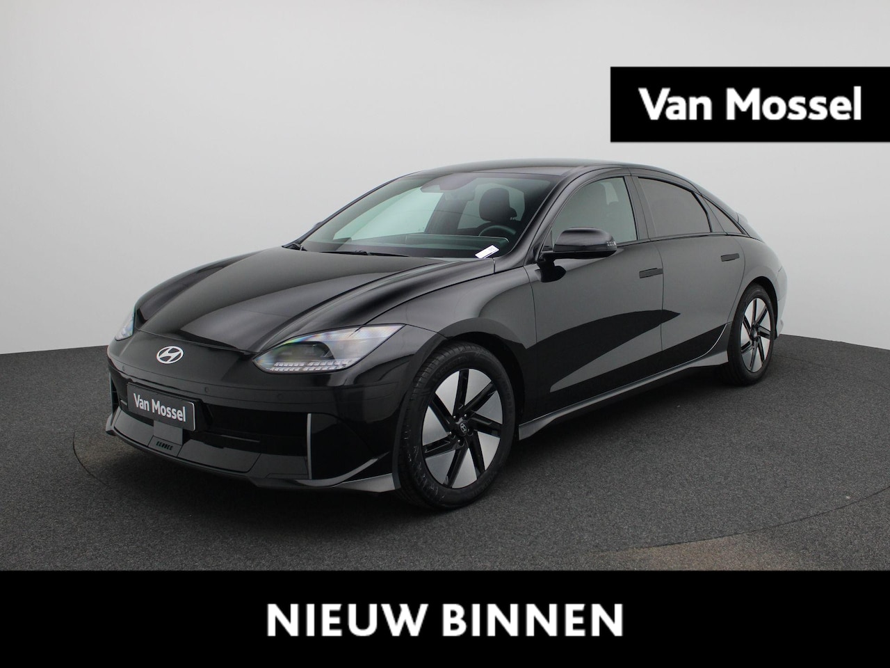 Hyundai IONIQ 6 - 77,4 kWh Core Plus | Navigatie | Camera | Stoelverwarming | Sfeerverlichting | - AutoWereld.nl