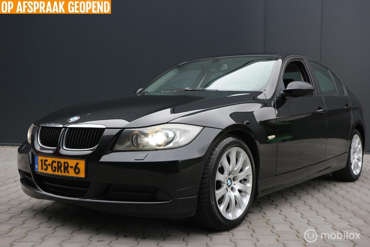BMW 3-serie - 318i 143pk ECC/NAVIGATIE/XENON/TREKHAAK/NAP - AutoWereld.nl