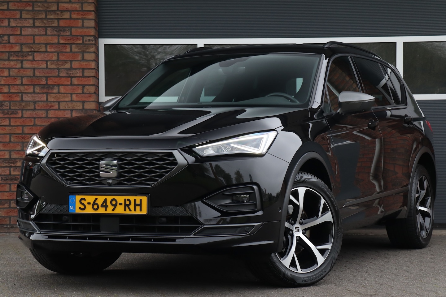 SEAT Tarraco - 1.5 TSI FR Business Intense 7p. 1.5 TSI FR Business Intense 7p. Trekhaak - AutoWereld.nl