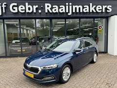 Skoda Octavia Combi - 1.0 TSI Ambition*Panoramadak*Trekhaak*LED*Navi