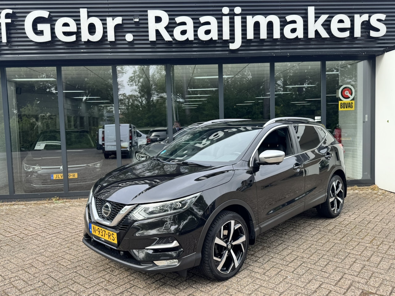 Nissan Qashqai - 1.5 dCi Tekna+ *Panorama*Leder*EXPORT/EX.BPM* - AutoWereld.nl