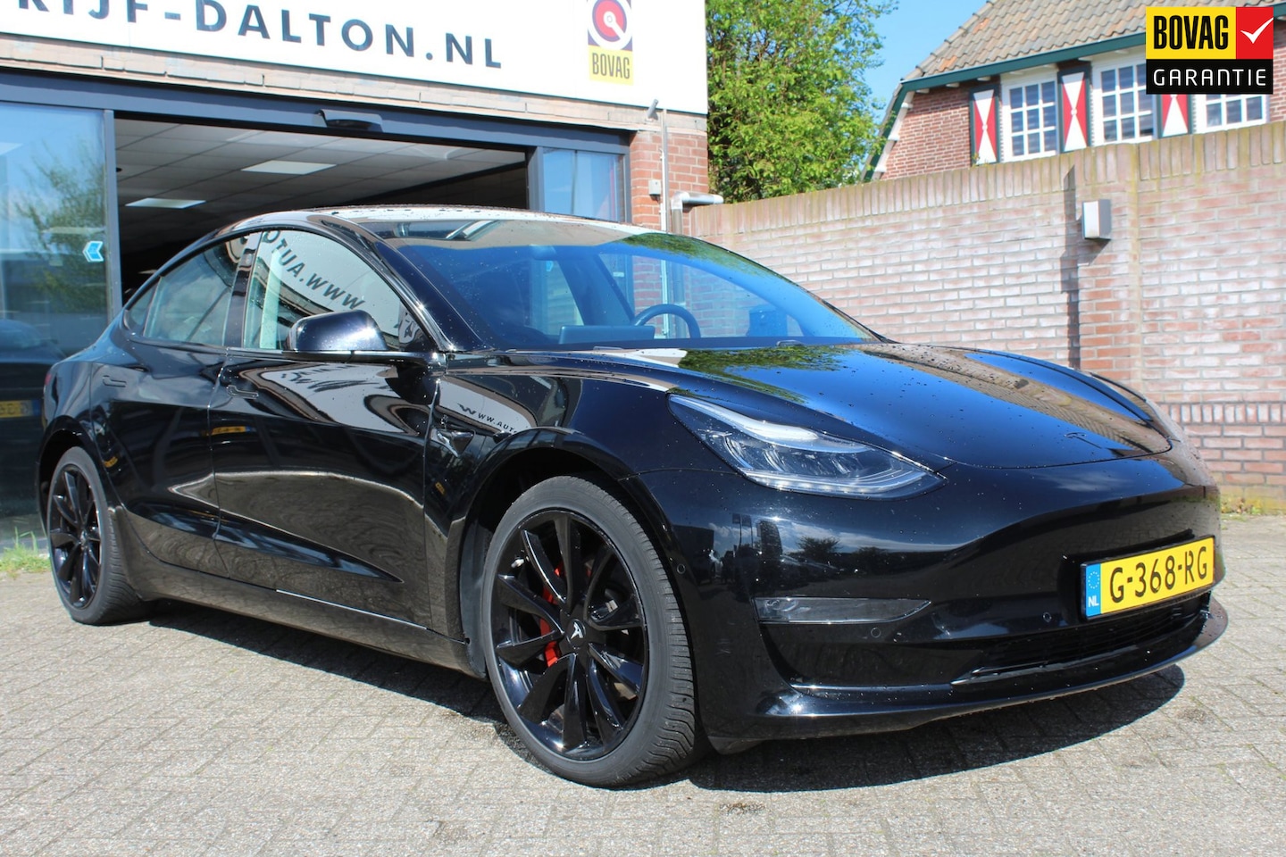 Tesla Model 3 - Long Range RWD Long Range AWD 75 kWh 19" LM (ALL SEASON) PANODAK / LEER - AutoWereld.nl