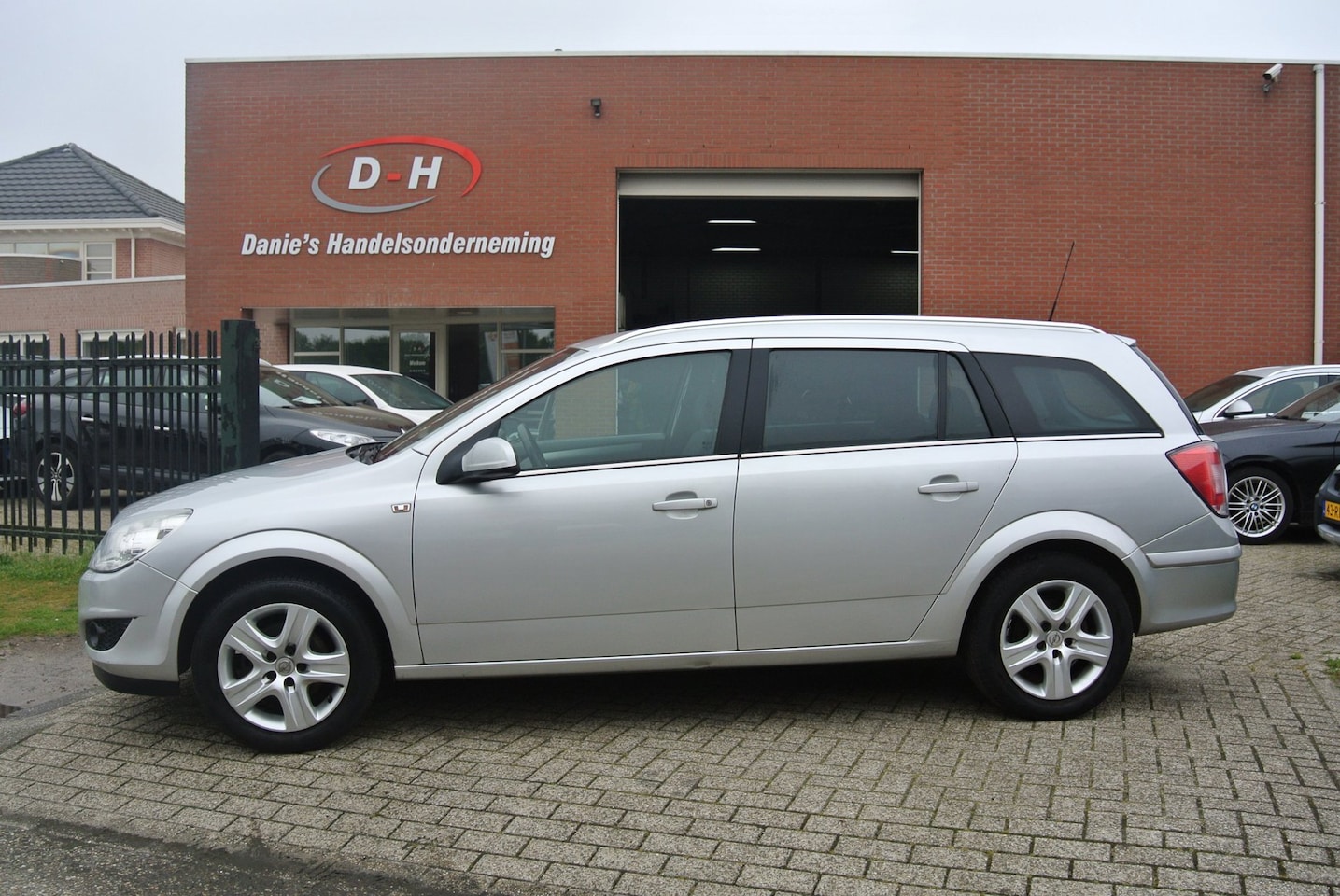 Opel Astra Wagon - 1.4 Business airco apk 04-12-2026 trekhaak inruil mogelijk - AutoWereld.nl