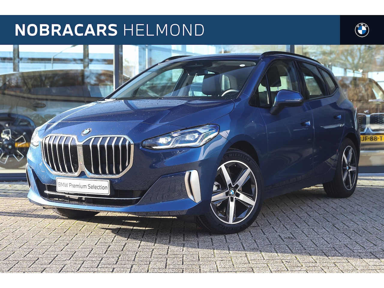 BMW 2-serie Active Tourer - 218i Luxury Line Automaat / Achteruitrijcamera / Comfort Access / Adaptieve LED / Stoelver - AutoWereld.nl