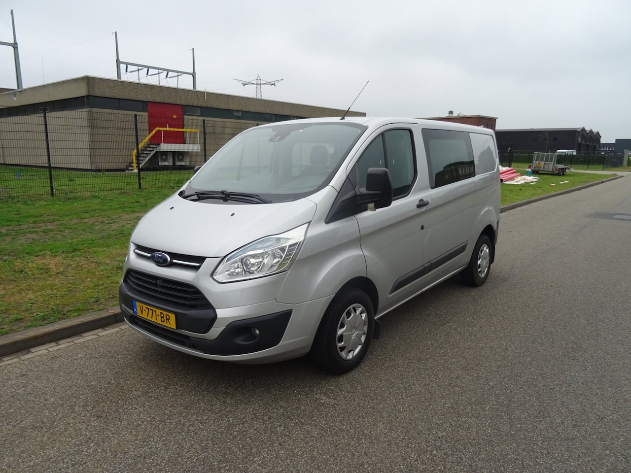 Ford Transit Custom - 270 2.2 TDCI L1H1 Trend DC 270 2.2 TDCI L1H1 Trend DC - AutoWereld.nl