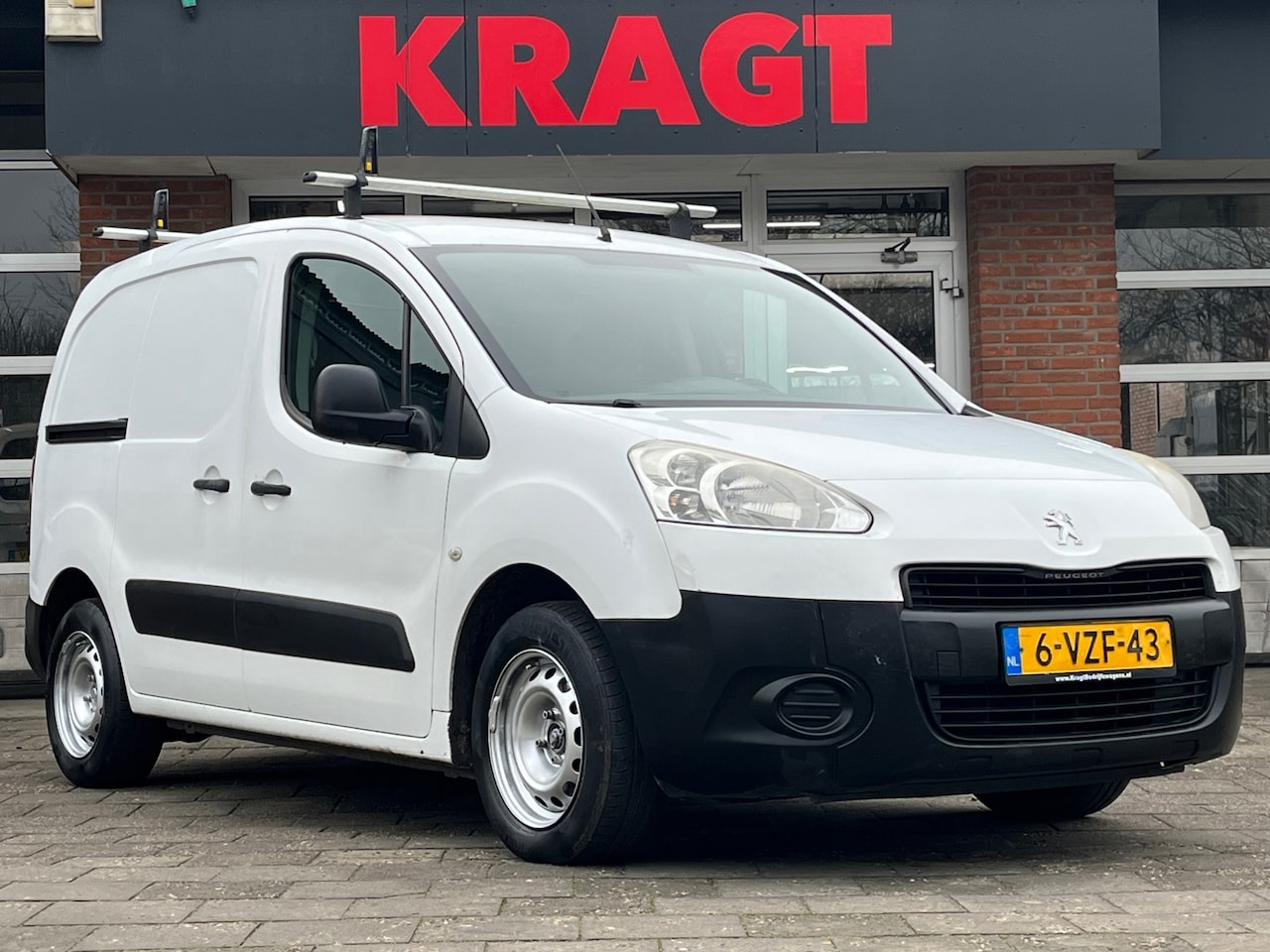 Peugeot Partner - 120 1.6 e-HDI L1 XT Profit +|NAP|airconditioning|cruise control|elektrisch pakket|trekhaak - AutoWereld.nl