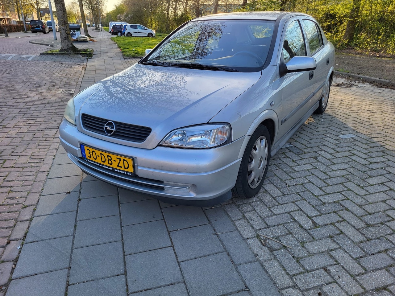 Opel Astra - 1.6 Club 1.6 Club - AutoWereld.nl
