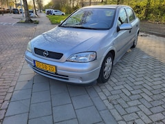 Opel Astra - 1.6 Club