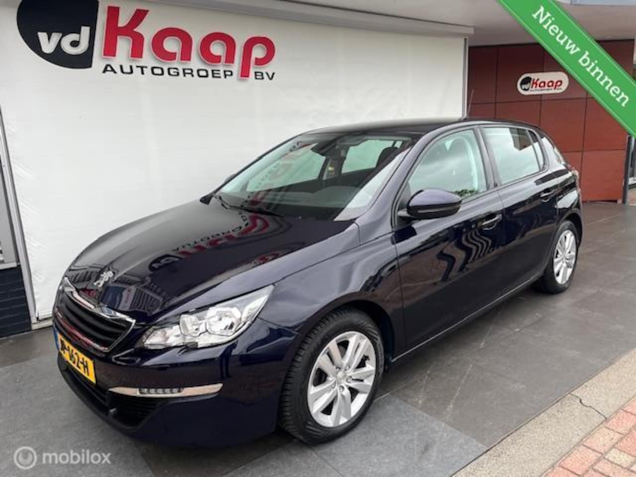 Peugeot 308 - 1.2 PureTech Blue Lease Executive dist,riem en olie pomp net vervangen door de dealer - AutoWereld.nl