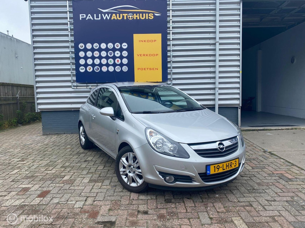 Opel Corsa - 1.2-16V '111' Edition|Automaat|NWE APK| 2Eig|2010 - AutoWereld.nl