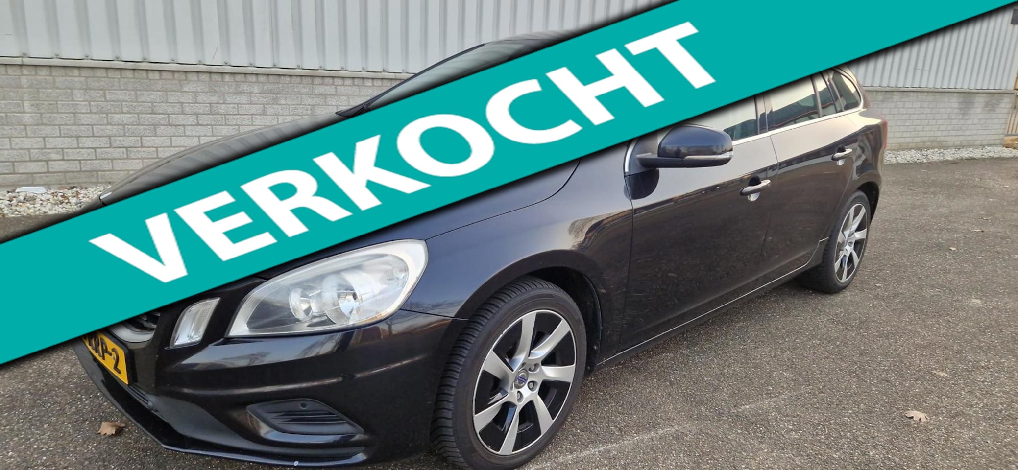 Volvo V60 - 2.0 D3 R-Design 2.0 D3 R-Design - AutoWereld.nl